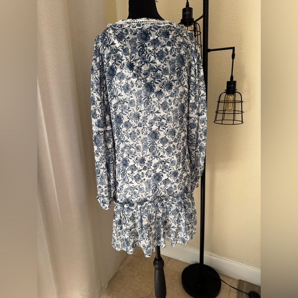 Altar’d State Blue & White Floral Boho Chic Long Sleeve Mini Dress Size Large - Picture 4 of 6